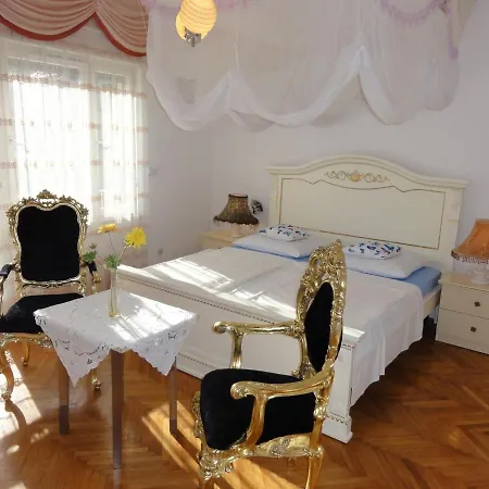 Apartment Croatia Borik Big Family With Garden View Number 6 Zadar