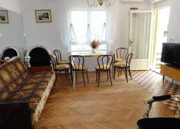 Apartman Croatia Borik Big Family With Garden View Number 6